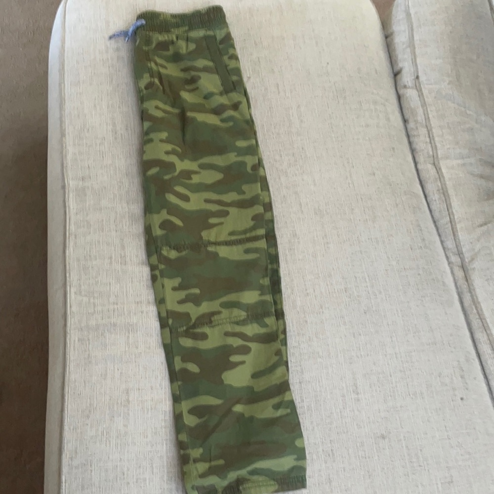 Boys Carter’s pull-on Camo pants